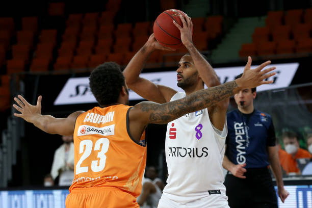 更加频繁 更加频繁