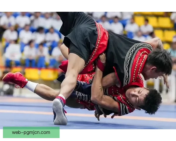瞬间定格：摔跤赛事精彩回放30字